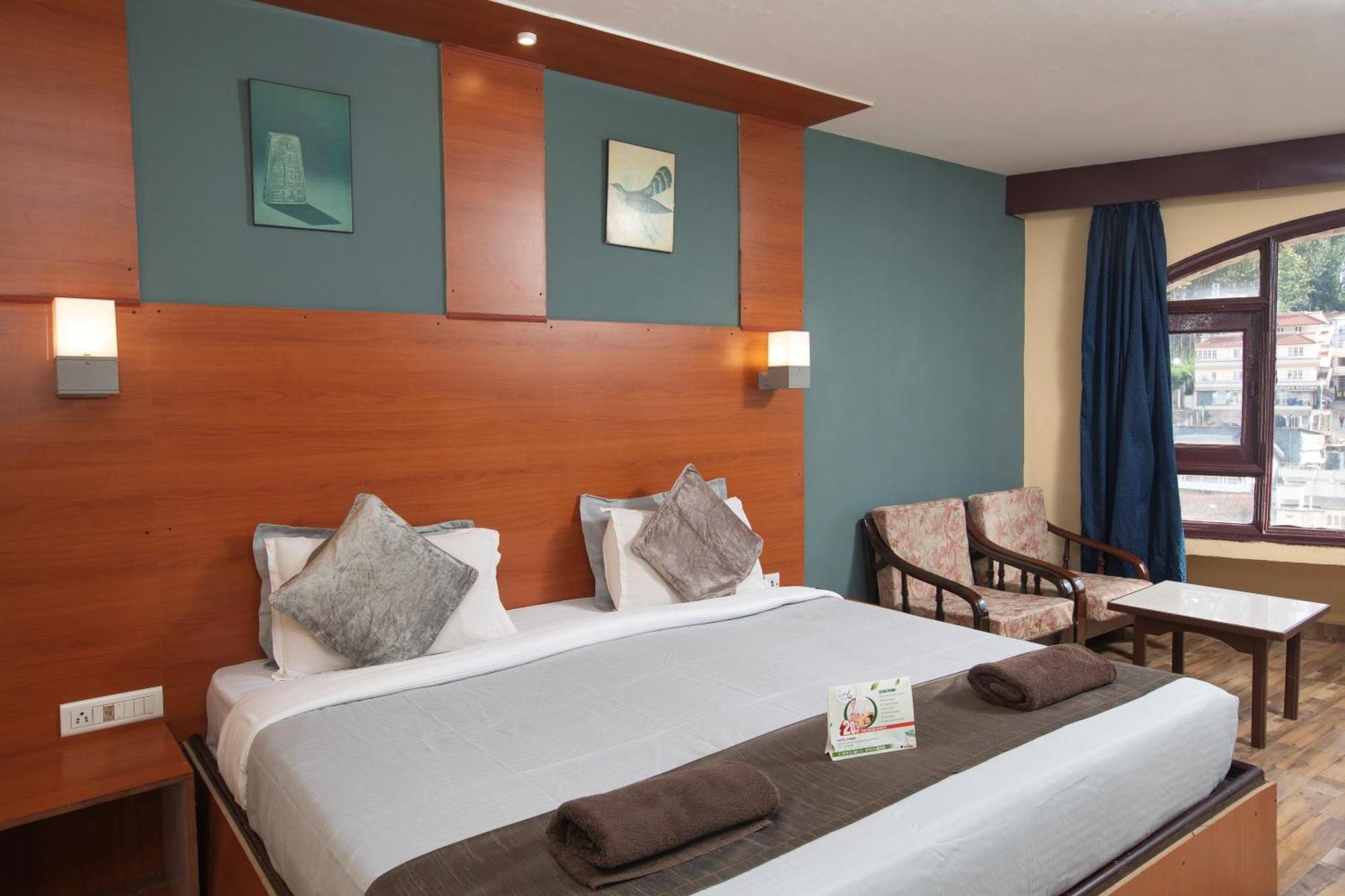Devi Enterprises - Hotel Khems Ooty Luaran gambar